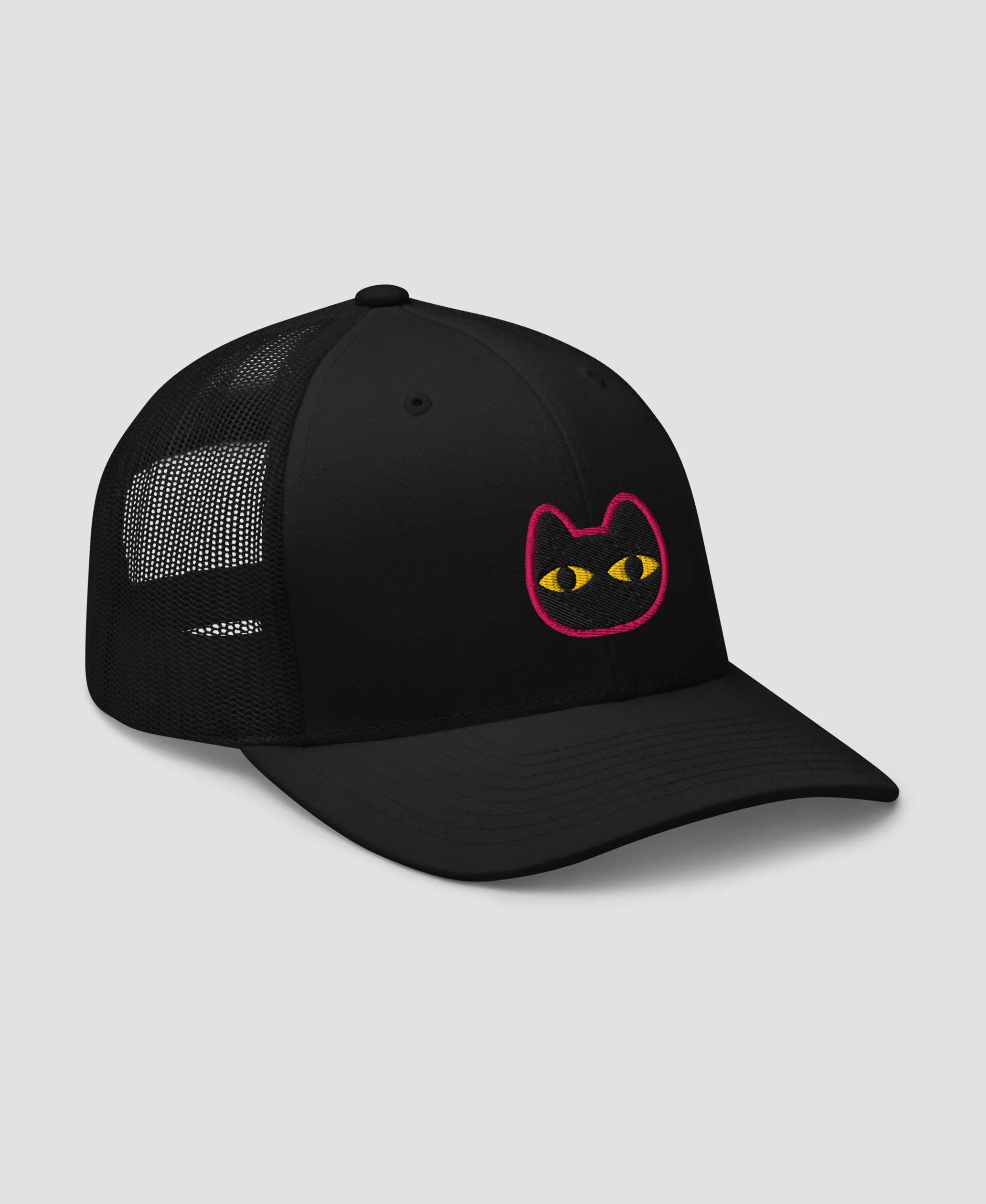 Minimalist Black Cat Big Eyes Embroidered Retro Trucker Hat