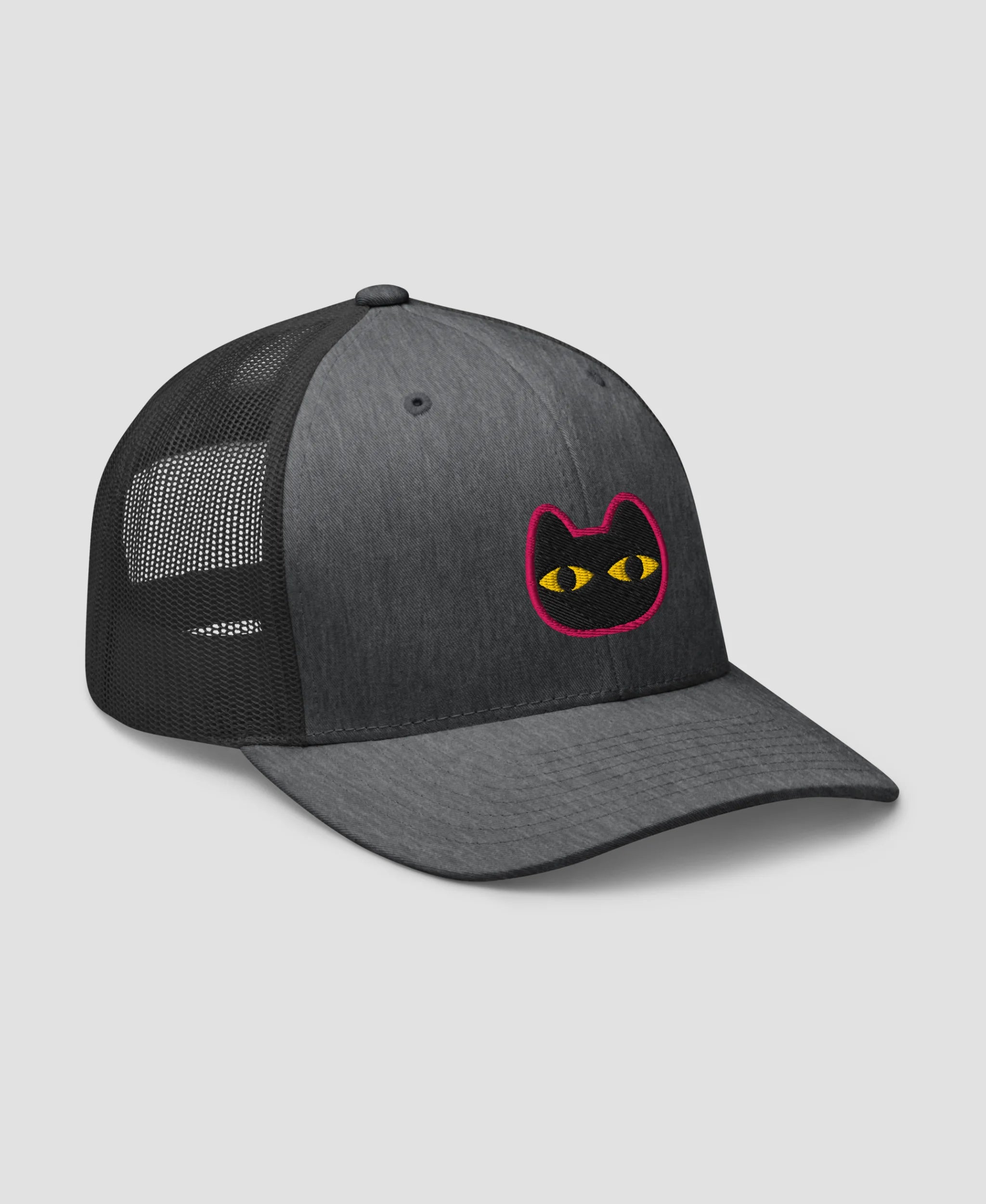 Minimalist Black Cat Big Eyes Embroidered Retro Trucker Hat